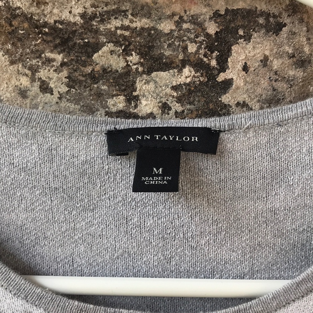Ann Taylor gray and white long sleeve - Picture 3 of 7